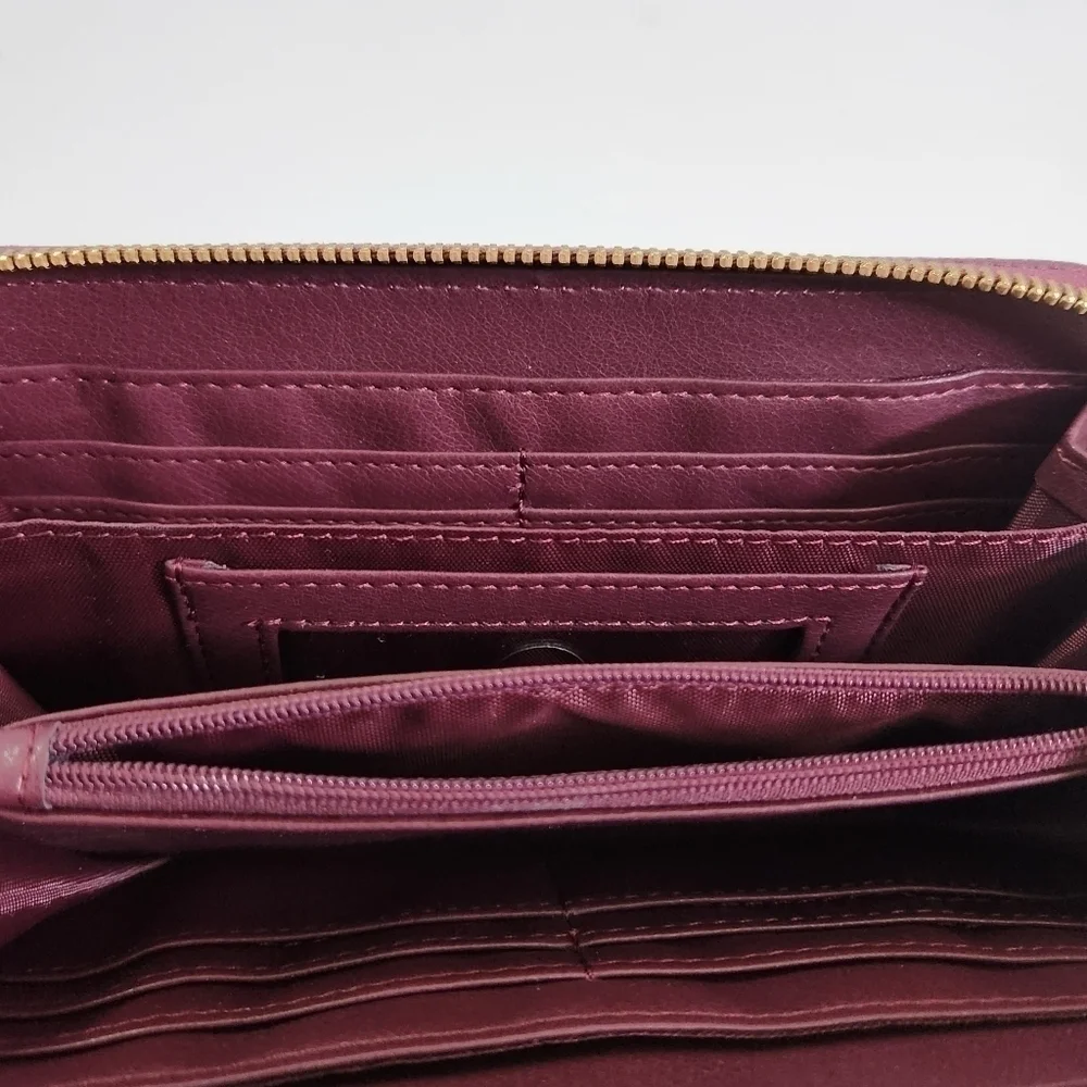 Liz Claiborne Erica Zip Around Faux Leather Gold Dark Wine Wristlet Wallet